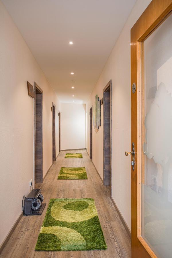 Restaurant Gruener Baum Hotel Leidersbach ภายนอก รูปภาพ